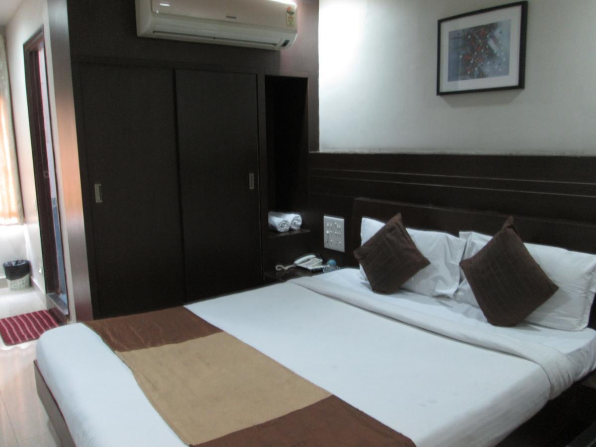 โฮเต็ล อิมพีเรียล คลาสสิค Hotel ไฮเดอราบัด ภายนอก รูปภาพ